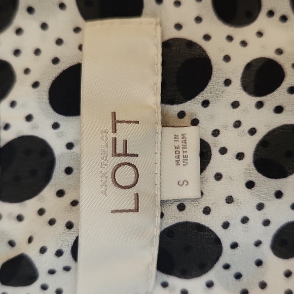 Loft Long Sleeve White with Black Polka Dots Blouse Size S - Picture 6 of 8